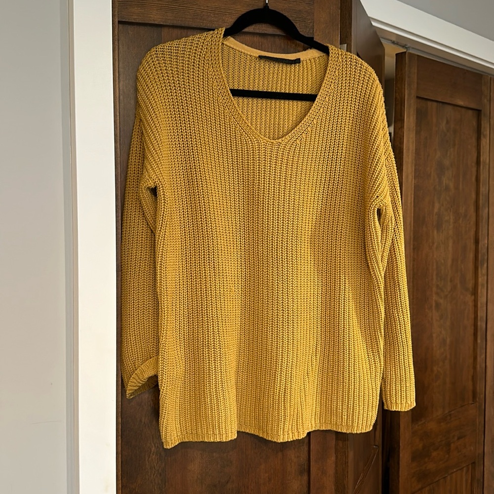 Jenni kayne v neck sweater